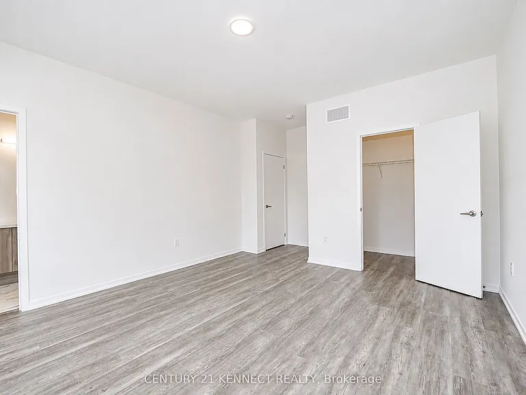 1414 19th Ave — Photo 14