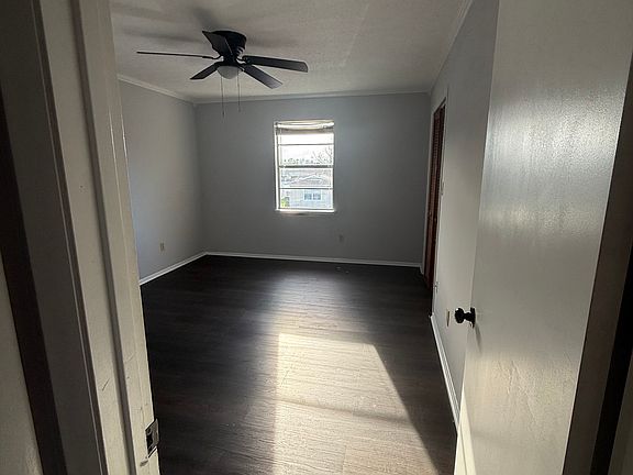 4th image of 2509 Johnson Dr