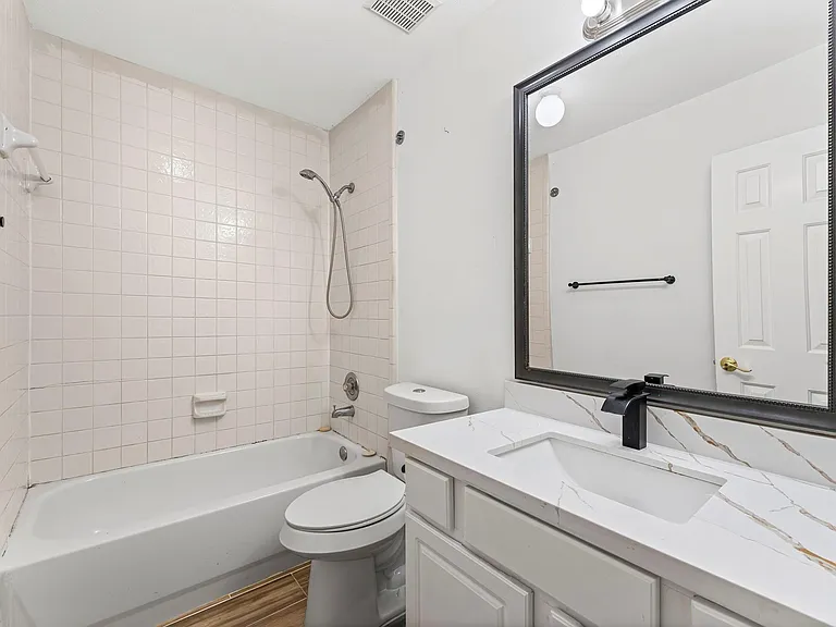 12211 Bringate Ct — Photo 13
