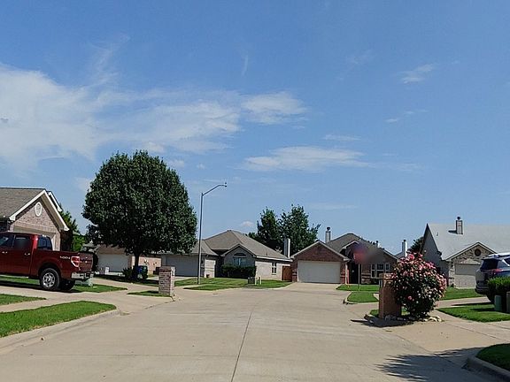 4th image of 4205 Agate Dr
