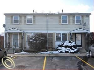 1st image of 20 Greenwoode Ln #1