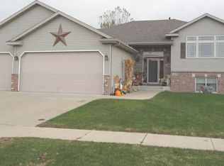 302 13th Ave NW, Kasson, MN 55944