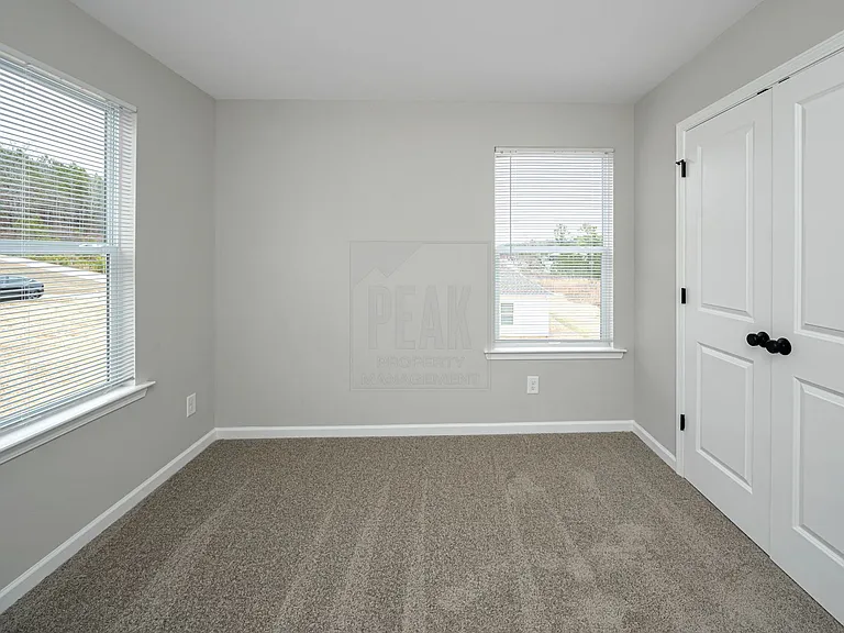 390 Woodland Cir — Photo 39