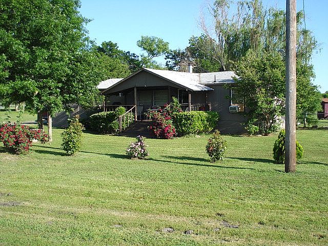 1st image of 4549 Marian Ln