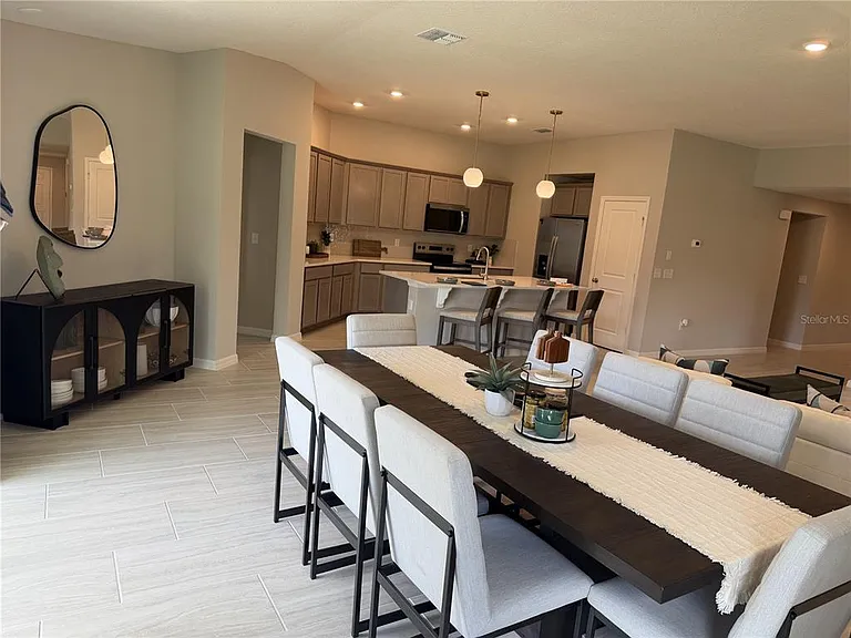 2602 Lola Ln — Photo 21