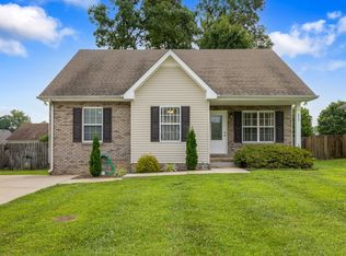 213 Clydesdale Ln, Springfield, TN 37172
