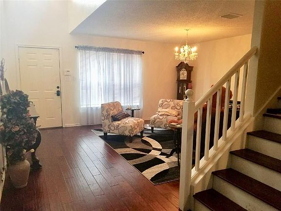 3rd image of 218 Tabor Dr