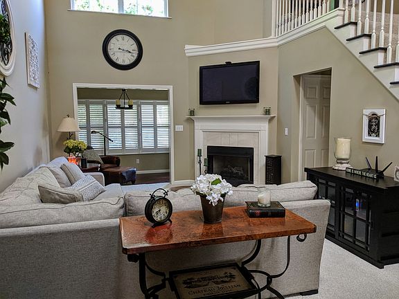 3rd image of 2025 E Reserve Cir