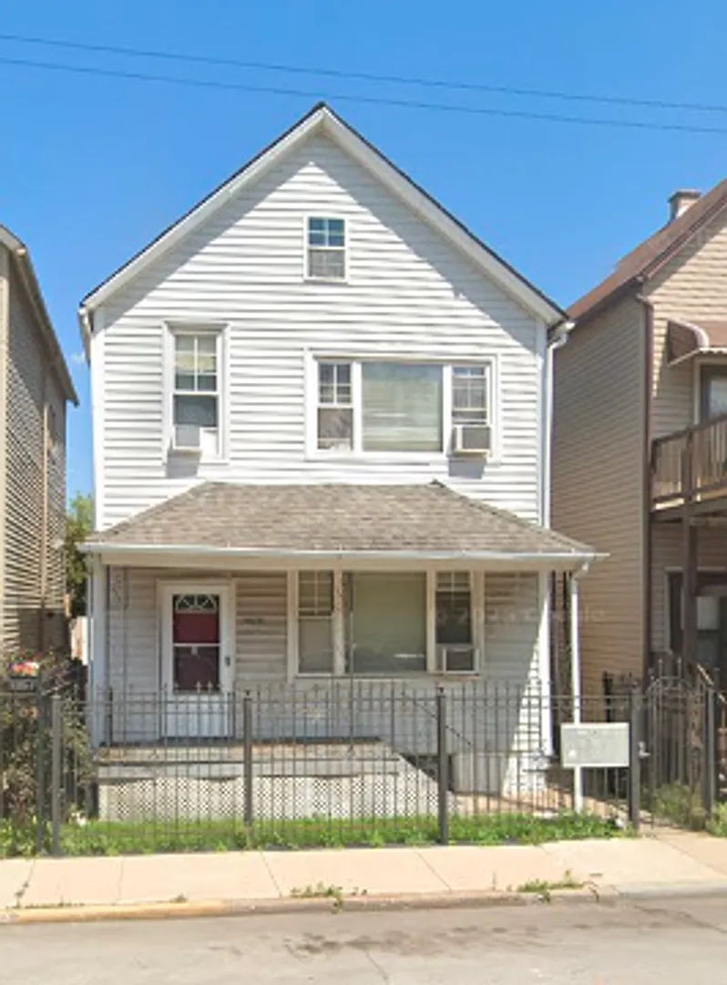 8531 S Burley Ave 1R — Photo 1