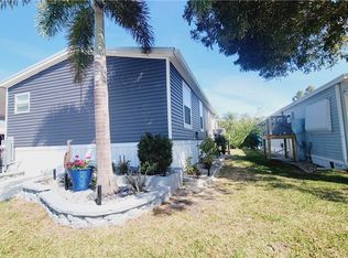 352 Shoreland Dr, Fort Myers, FL 33905