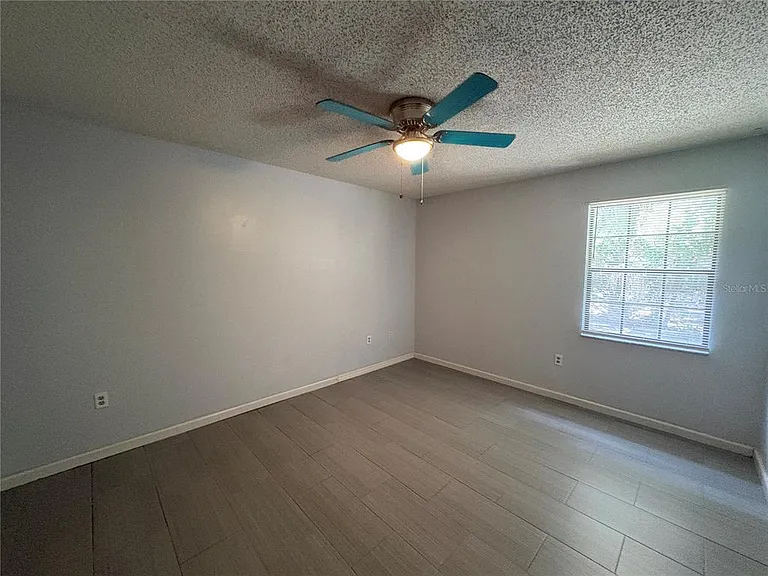 411 Garden Dr #1 — Photo 11