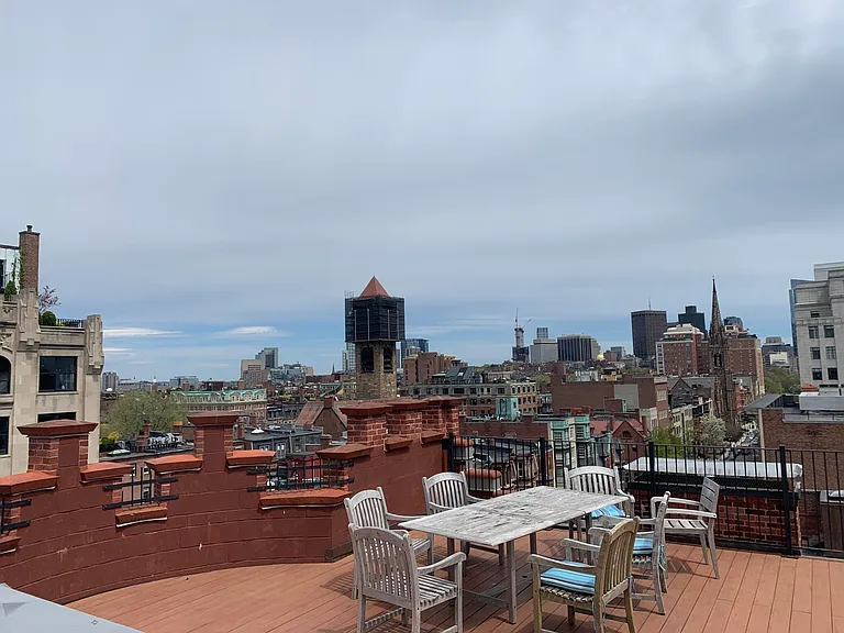 271 Dartmouth St #2B — Photo 38