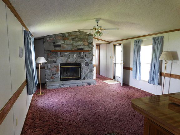 3rd image of 322 Penrose Dr