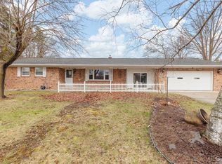 2798 E Munger Rd, Tecumseh, MI 49286