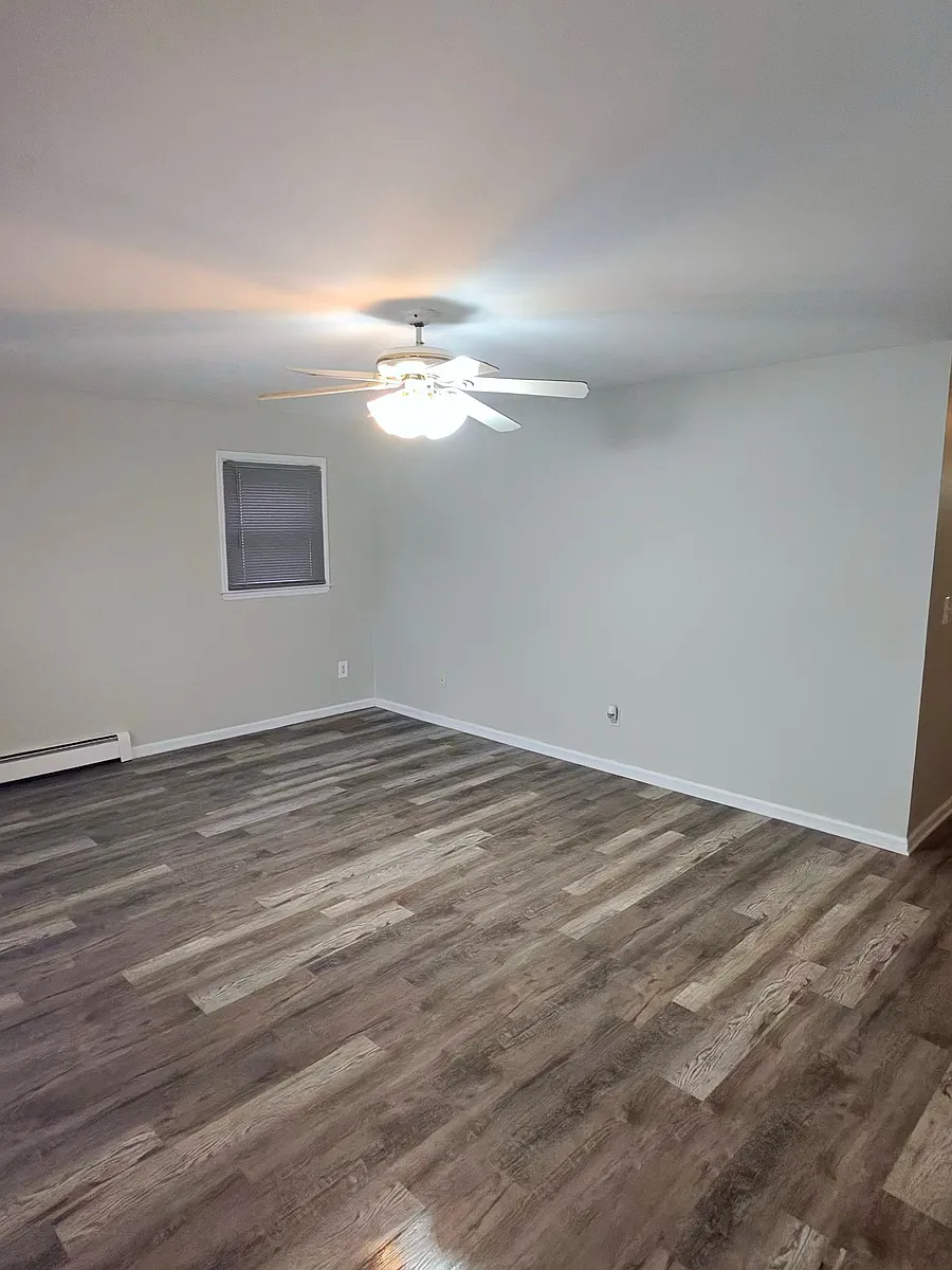Building Photo - 62 Monroe St #1