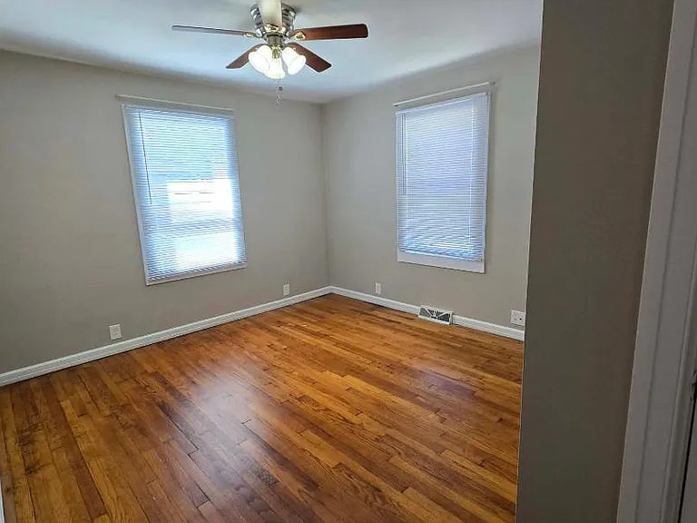 3617 Thomas Ave — Photo 10