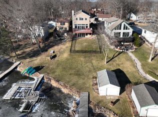 29149 White Oak LANE, Waterford, WI 53185