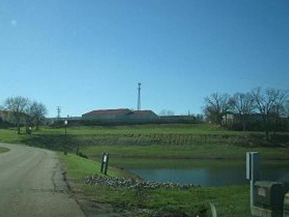 2nd image of 0 Lake Ridge Dr