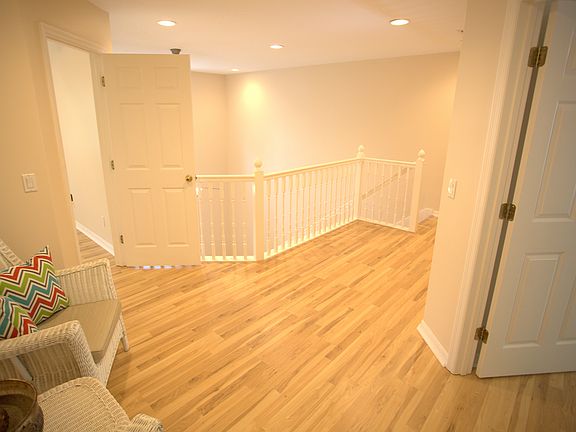 5th image of 1493 Grassy Ct