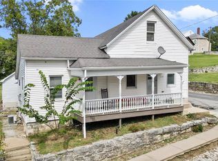 1137 Main St, Maeystown, IL 62256
