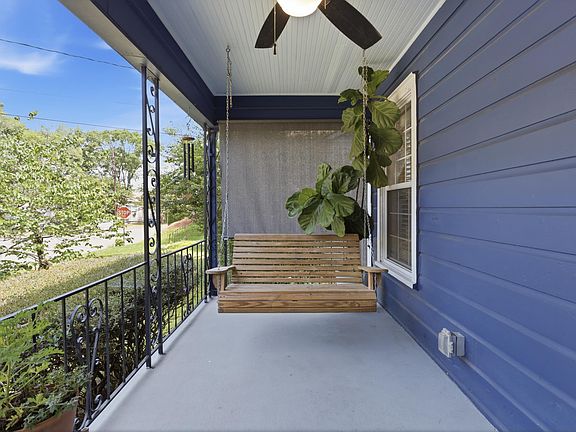 4th image of 709 47th Way S