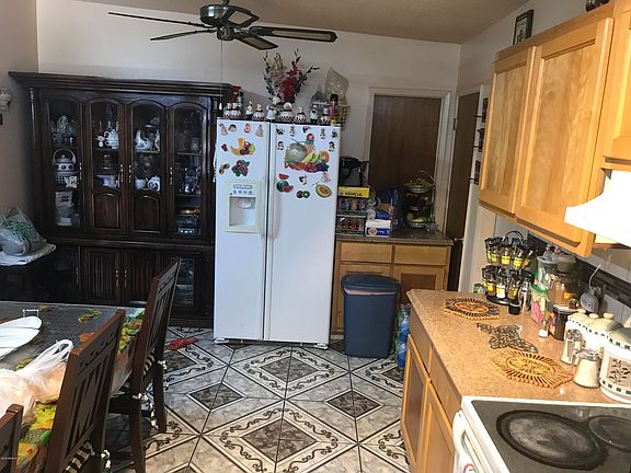 5th image of 8811 N 39th Ave