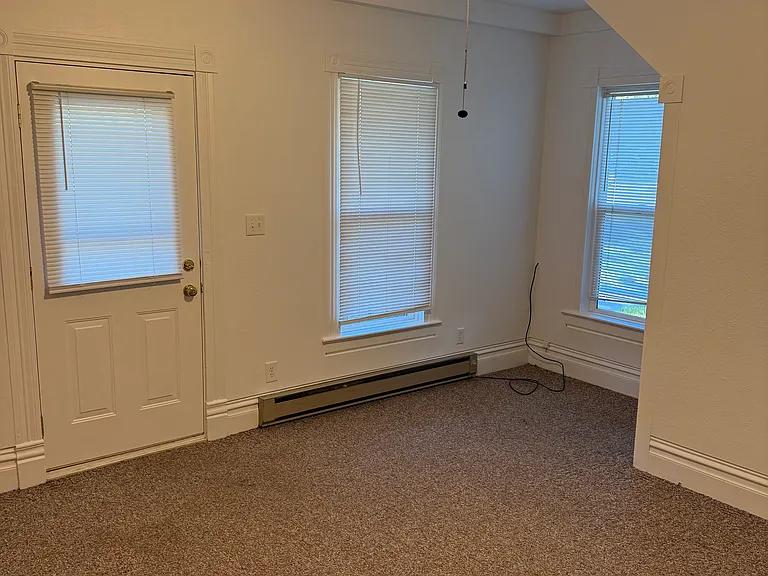 935 Worden Ave #1 — Photo 6