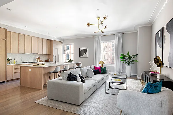 Sold by Compass | media 1