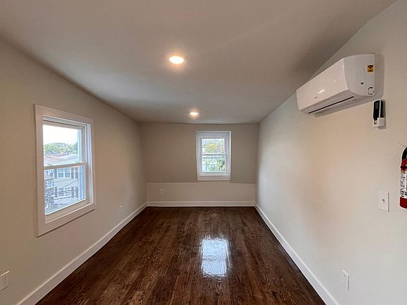 3rd image of 158 Summit Ave #3A