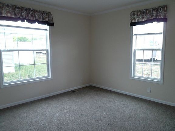 4th image of 1585 Ray Blvd #755