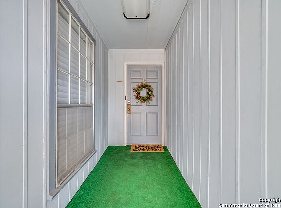 3rd image of 8401 N New Braunfels Ave APT 214A