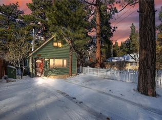 662 Maple Ln, Sugarloaf, CA 92386