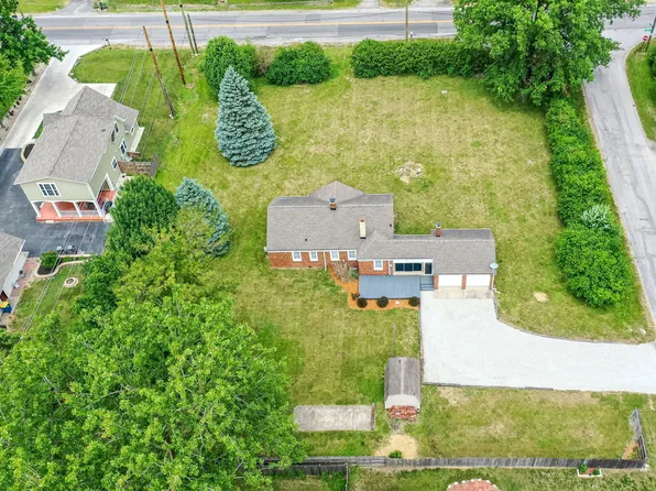 7475 E 10th St, Indianapolis, IN 46219