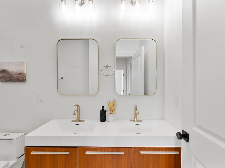 3019 Garland Ave #1 — Photo 5