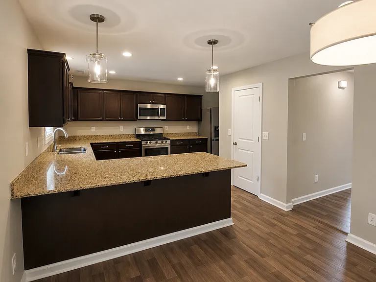 250 Bent Holly Dr — Photo 5