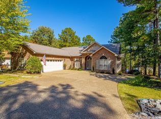 64 Panorama Dr, Hot Springs Village, AR 71909