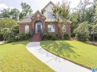 2362 Woodhighlands Dr, Hoover, AL 35244