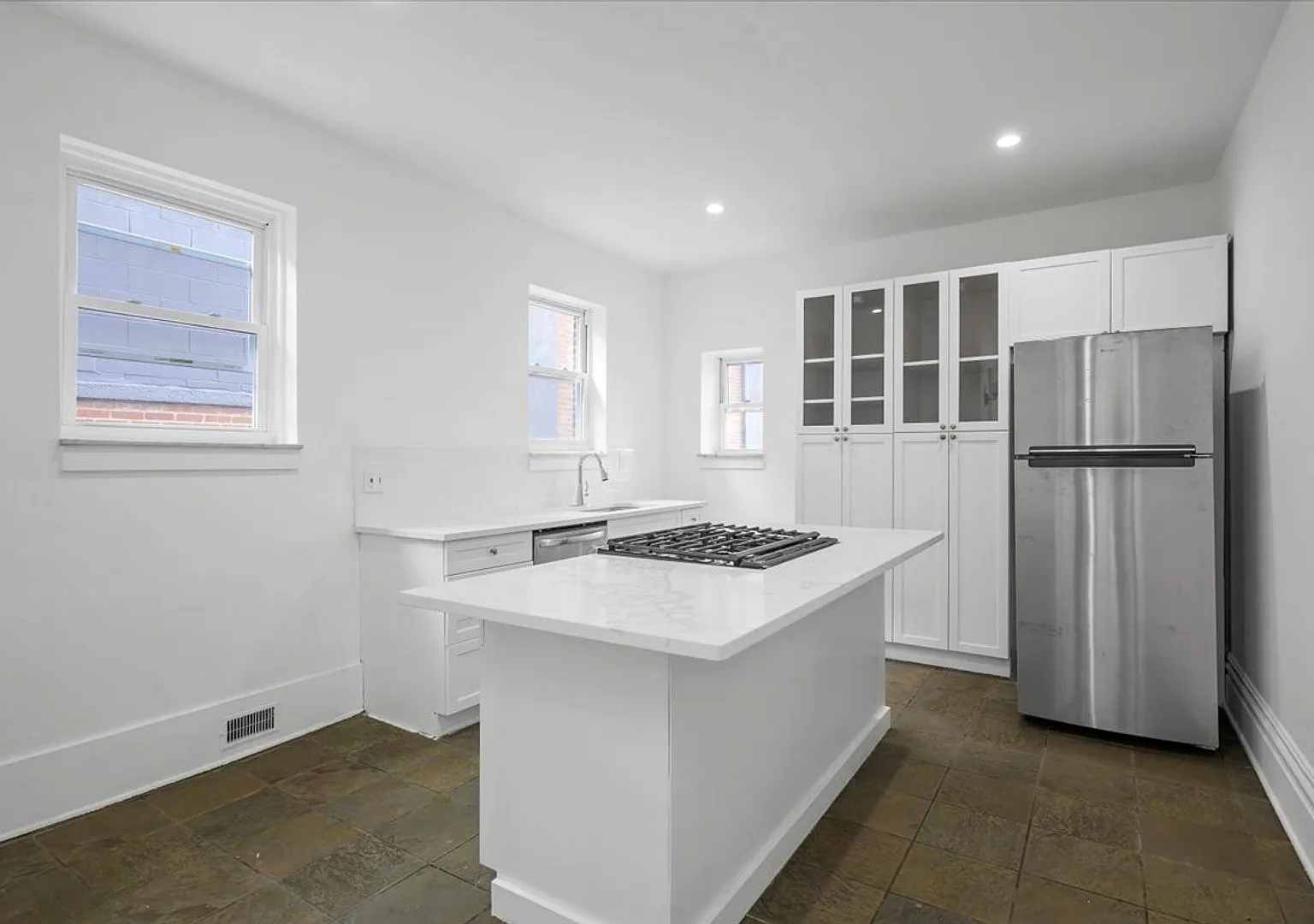 93 43rd Street — Photo 3