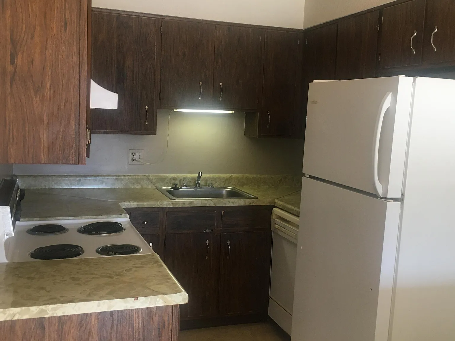 118 E 7th Ave — Photo 3