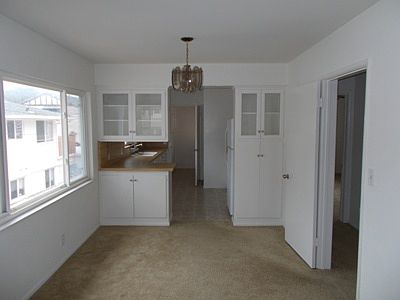 2nd image of 307 Marguerite Ave APT B