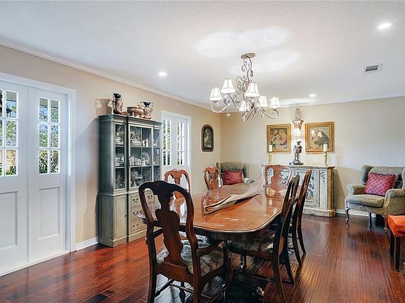 4th image of 39 Clevner St