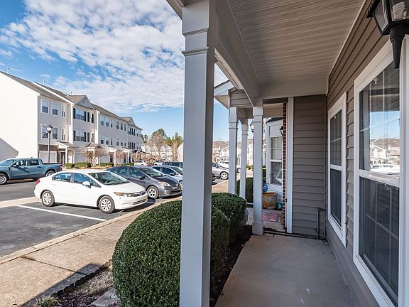 3rd image of 1641 Snowmass Way
