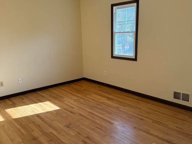 2103 Rutherford Ave #2 — Photo 9