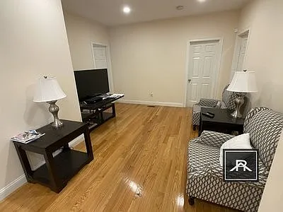 69 Temple St #1