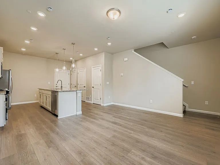 2755 Bear Springs Cir — Photo 8