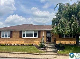 111 S 6th St, Coplay, PA 18037