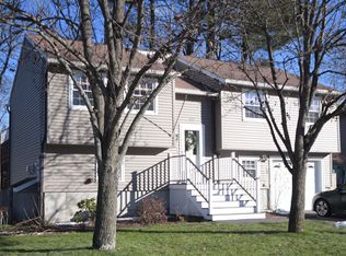 65 Benjamin St, Manchester, NH 03109