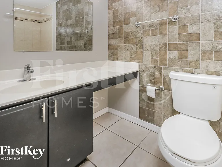 2998 SW Vittorio St — Photo 13