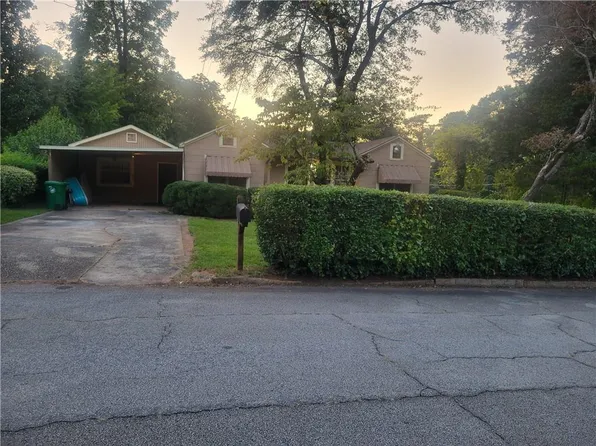 1767 Thomas St, Decatur, GA 30032