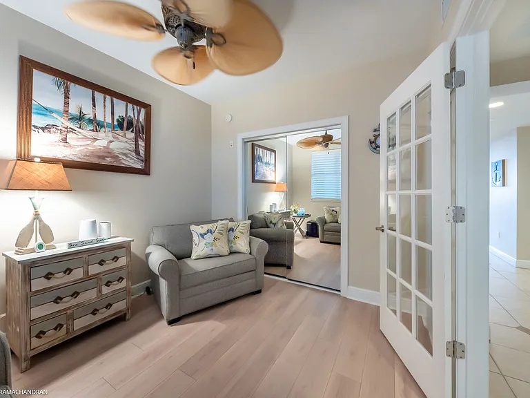 3313 Sunset Key Cir #403 — Photo 6